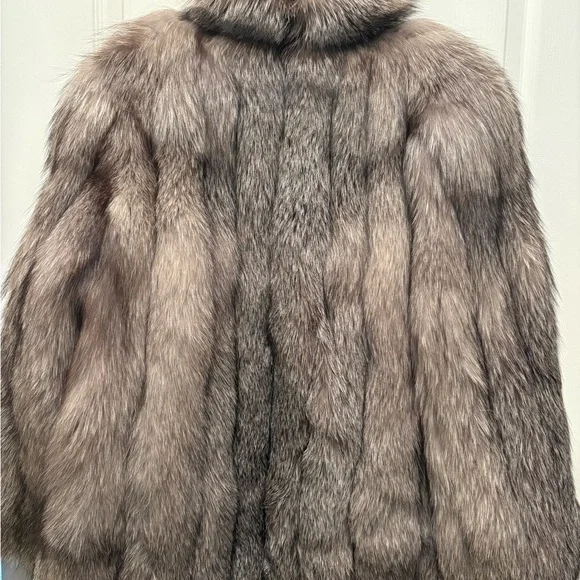 J. Percy for Marvin Richard’s Authentic Fox fur coat size L - Picture 2 of 5